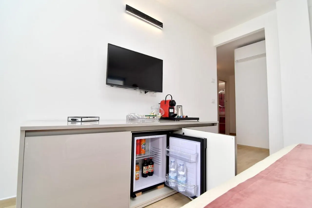 Villa Almata Lu Lioni Bed & Breakfast